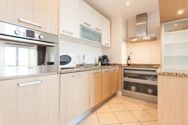 Casa Sol, Fast Wifi, Airco, Swimming Pool Near The Beach Praia Da Rocha Portimao Luaran gambar